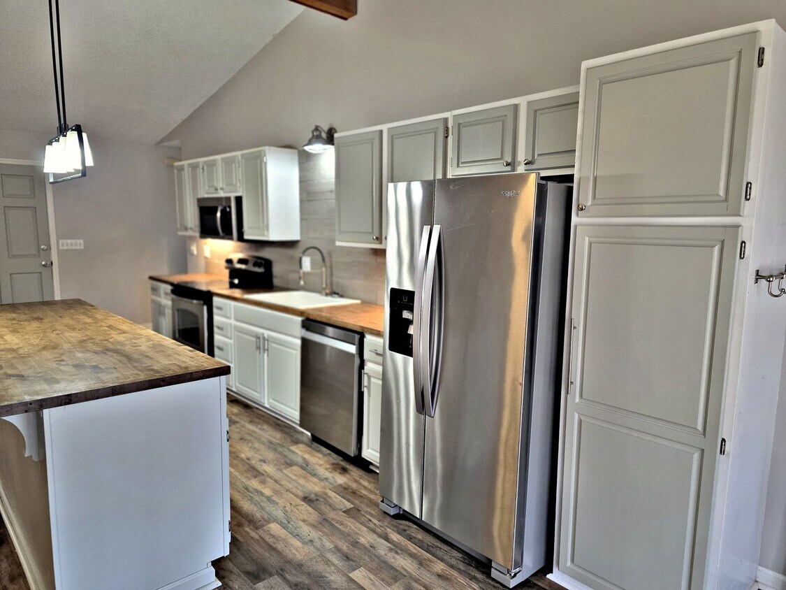 Foto principal - ***Move in Special *** HOUSE FOR RENT - PR...