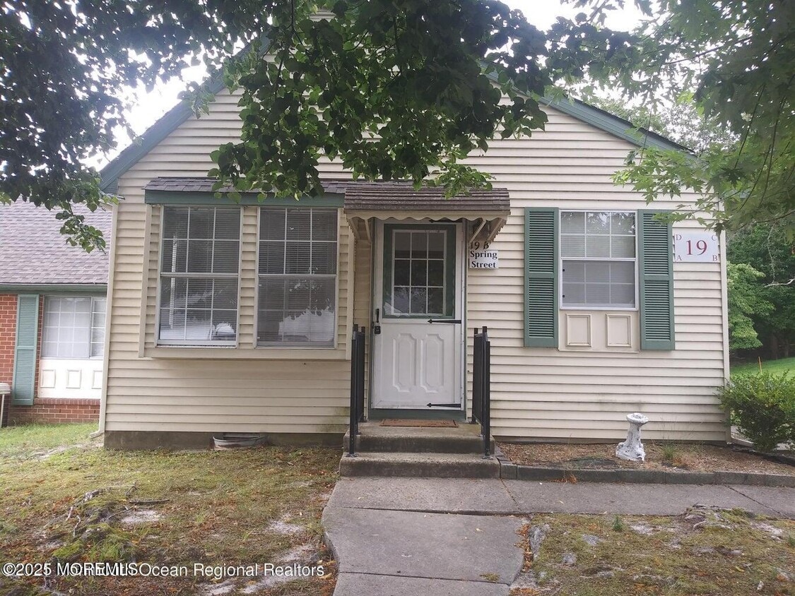 Primary Photo - 19D Spring St