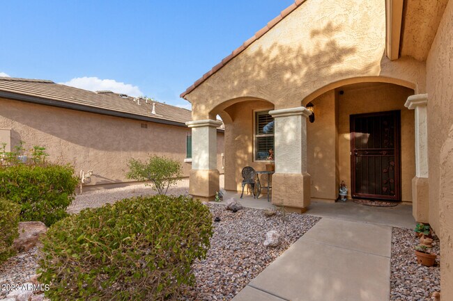 Building Photo - 6597 W Saratoga Way