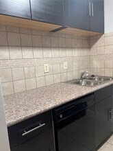 Building Photo - 5550 N Braeswood Blvd