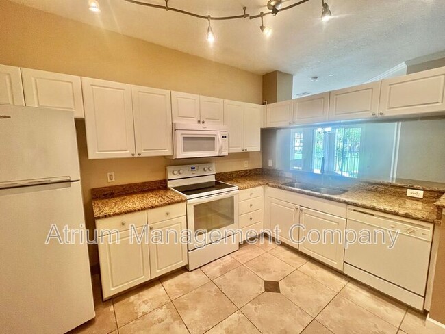 Building Photo - 1725 Arbor Lakes Cir