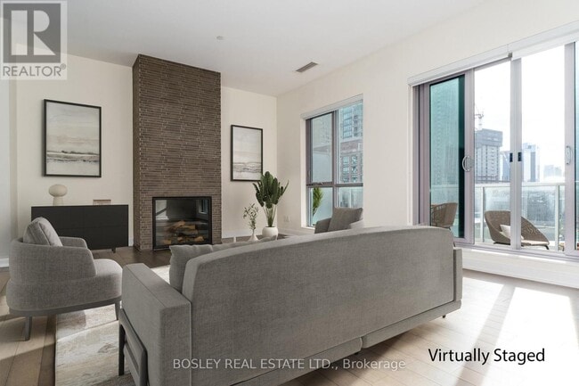 Photo du bâtiment - 55 Front St E