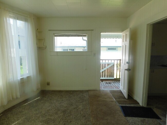 Foto del edificio - 2 bedroom Single Family House Ready Soon!