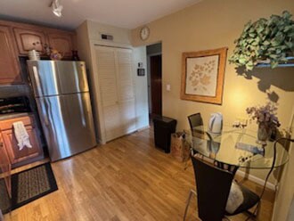 Foto del edificio - 707 Mallard Ln