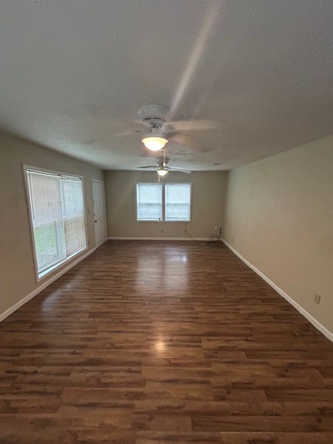Foto del edificio - Moss Point 3 Bedroom