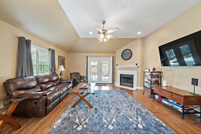 Building Photo - 18223 Lundar Ln