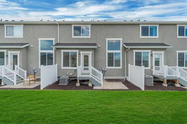 Building Photo - 716 S 4500 S