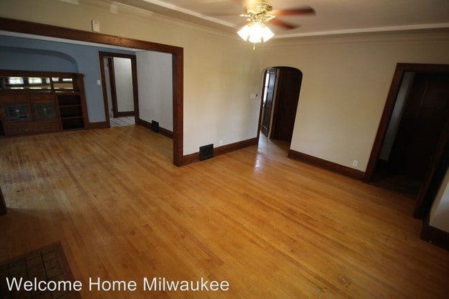 Building Photo - 2539-2541 N 51st St
