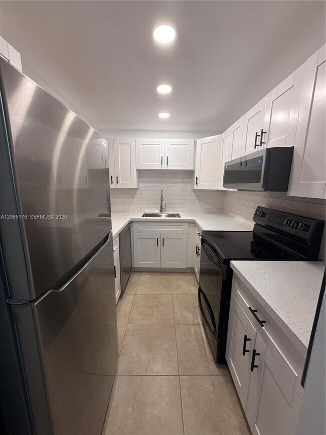 Foto del edificio - 9301 SW 92nd Ave