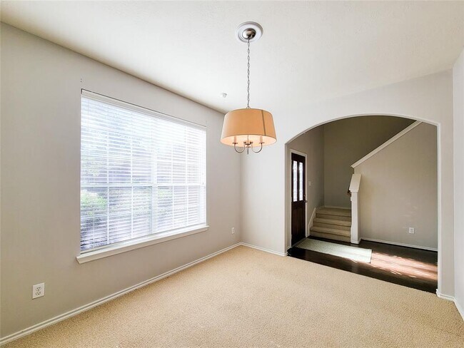 Foto del edificio - 24502 Evangeline Springs Ln