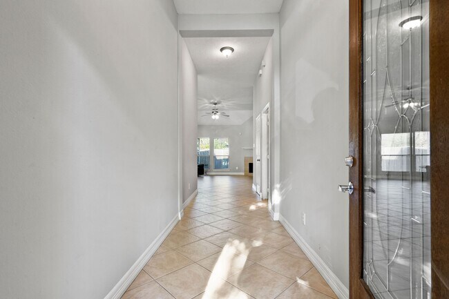 Building Photo - 22326 E Daniel Oak Cir