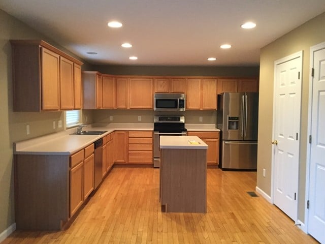 Building Photo - 181 Coyote Dr