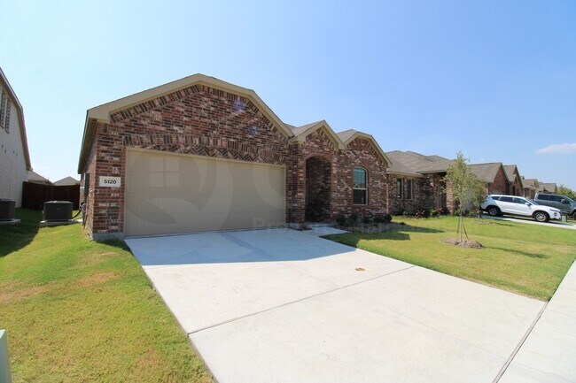 Building Photo - 5120 Greywing Dr