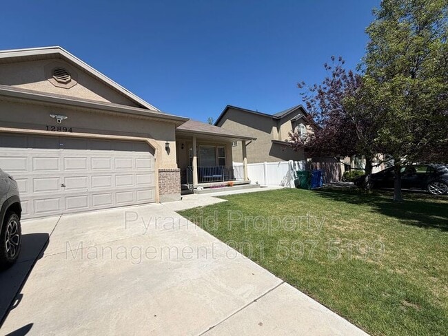 Photo - 12894 Cactus Berry Dr House