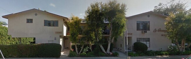 Foto del edificio - 11048 La Grange Ave