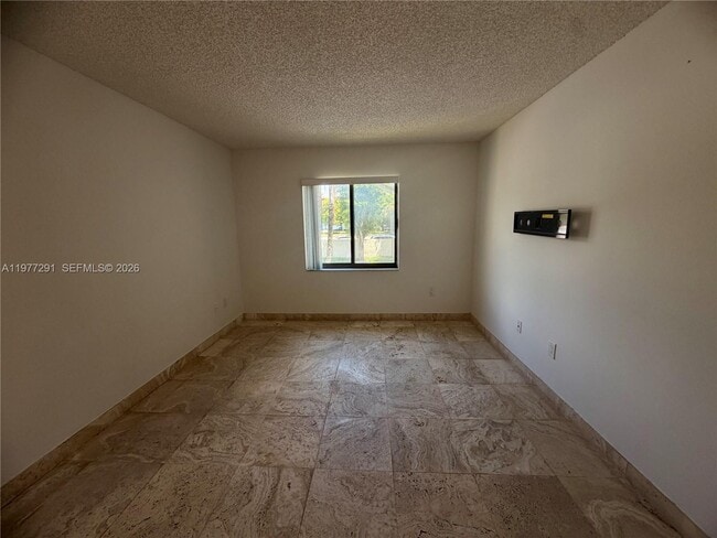 Building Photo - 8811 SW 123rd Ct