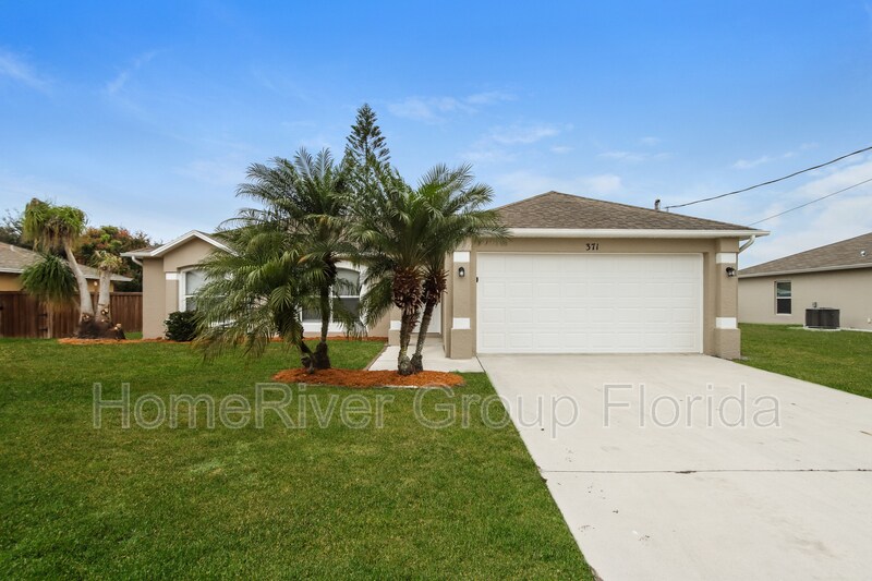 Foto principal - 371 SW Feldman Ave