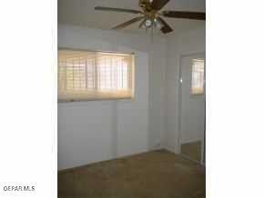Foto del edificio - 9632 Montwood Dr