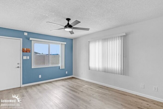 Building Photo - Stylish 2Bdm 1Ba Apartment in Phoenix!