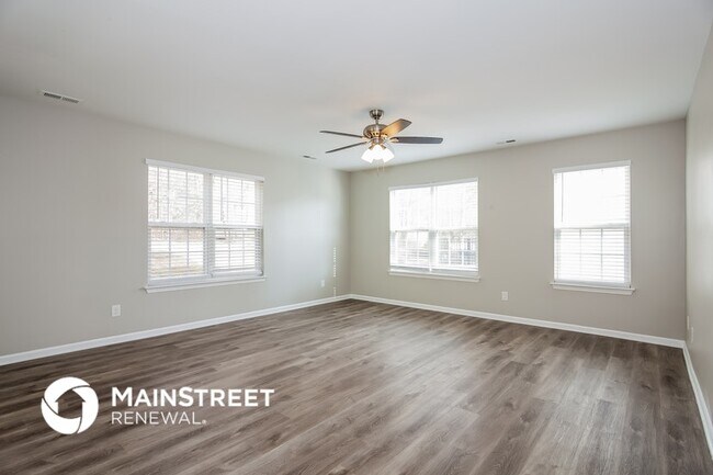 Building Photo - 1135 Larkspur Ln