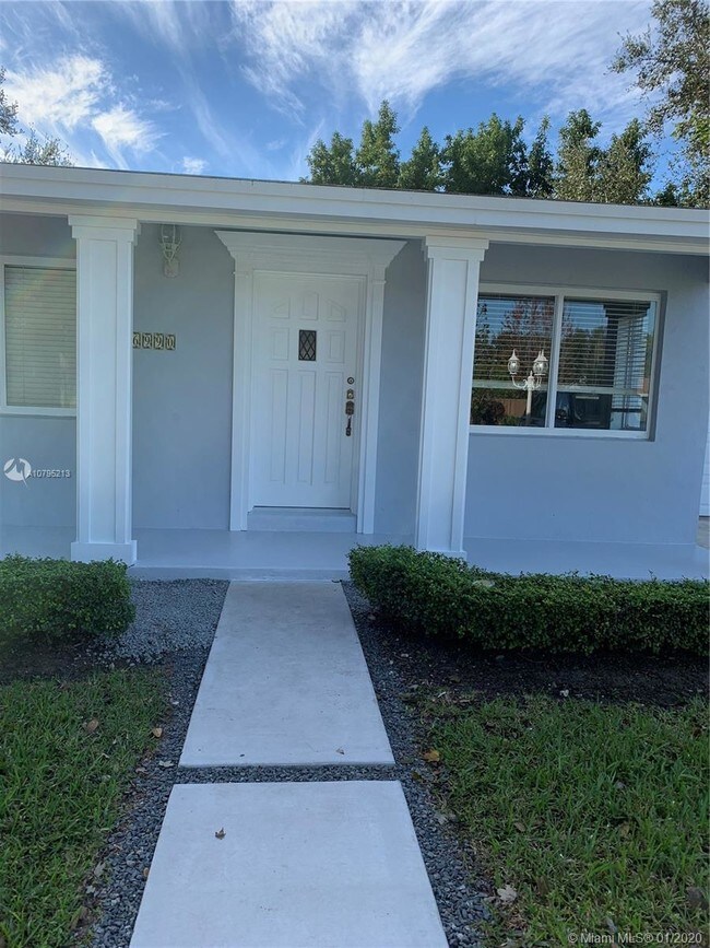 Building Photo - 6990 SW 58th St