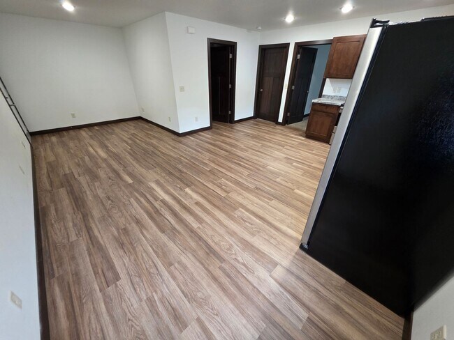 Foto del edificio - 210 Holm Ave