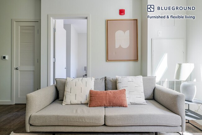 Foto del edificio - 240 Sidney St