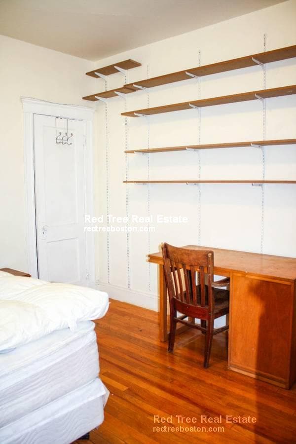 Photo - 1638 Commonwealth Ave Apartment