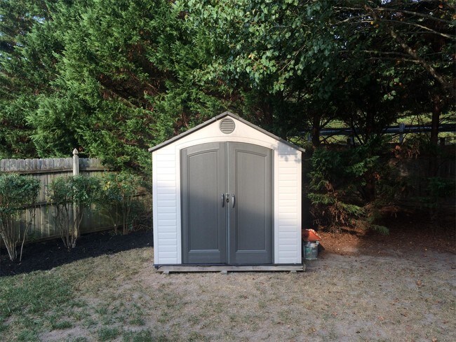 Foto del edificio - 1834 Rolfe Way