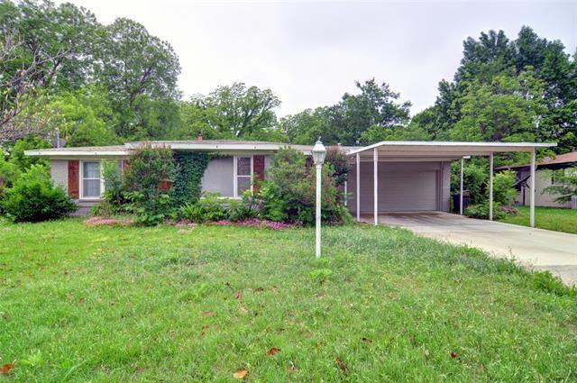 Building Photo - 1110 Wade Hampton St