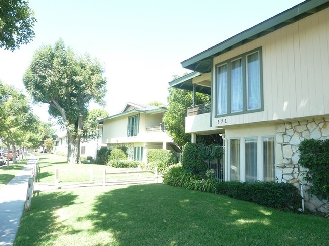 Building Photo - The Richland Apartments