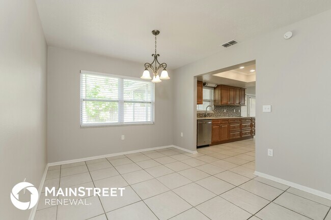 Foto del edificio - 5724 Whistlewood Cir