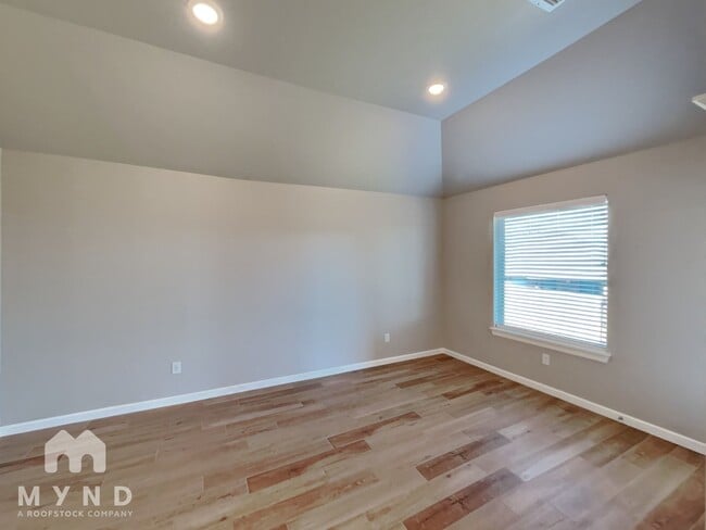 Building Photo - 8316 Lambert Wy
