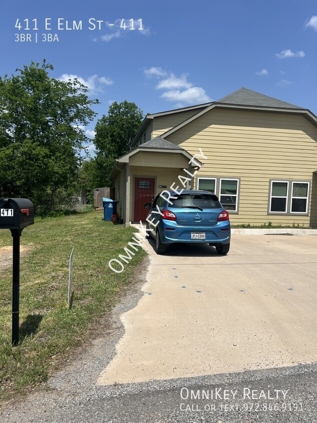 Foto principal - 411 E Elm St