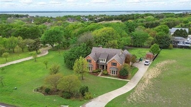 Building Photo - 951 Smirl Dr