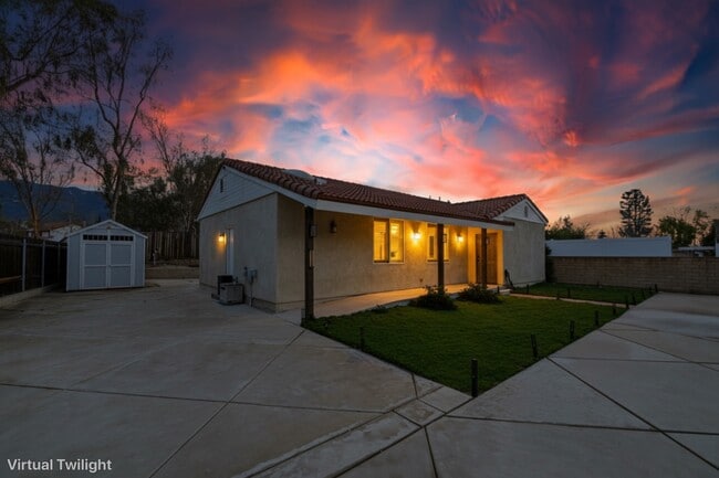 Foto del edificio - 12428 Lilac Ct
