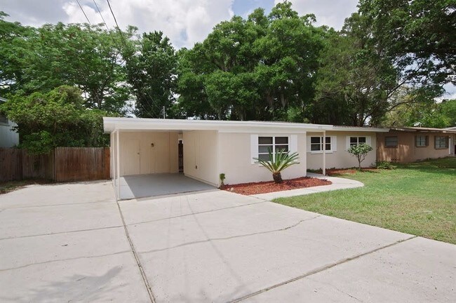 Building Photo - 6510 Corona Dr