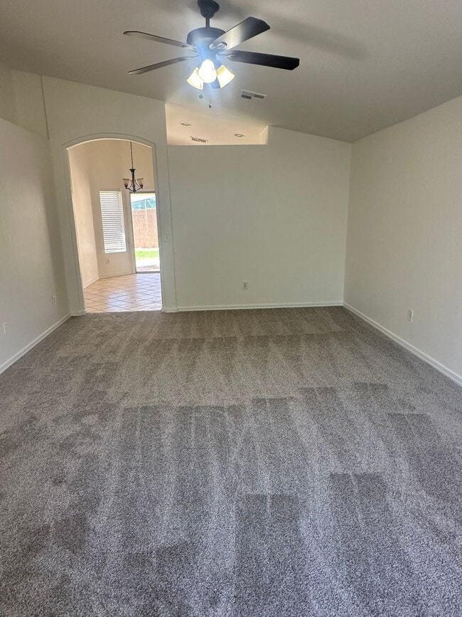 Building Photo - Fantastic 3bd/2ba home in Chandler!!