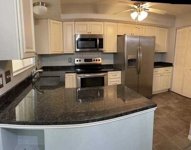 Foto del edificio - 6050 E Pea Ridge Rd