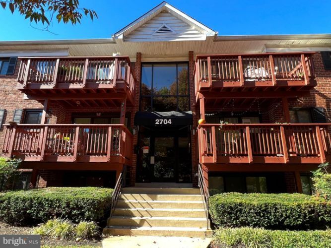 2704 DARTMOUTH Rd Unit 4, Alexandria, VA 22314 Condo for Rent in