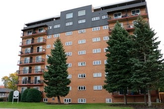 Building Photo - Buckingham Tower