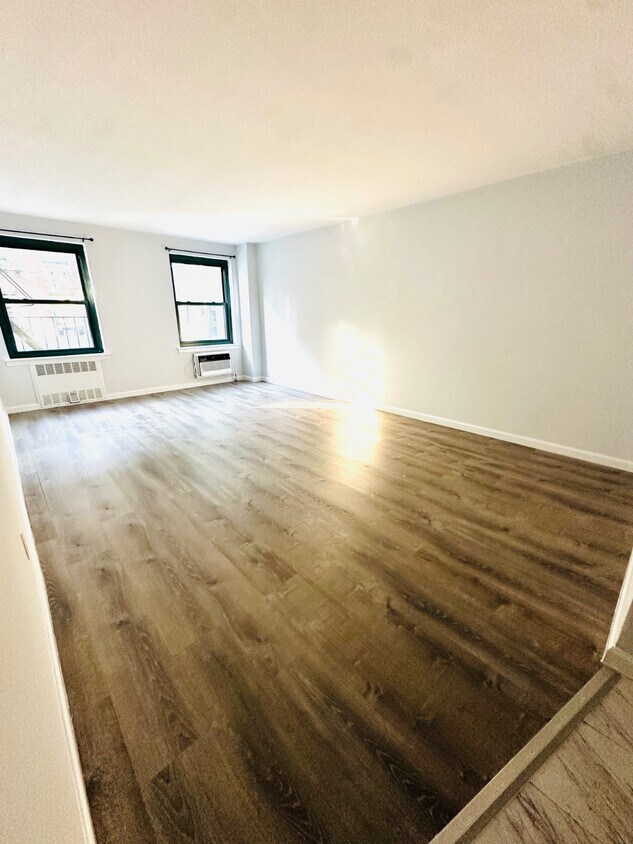 Foto principal - 210 Atlantic Ave