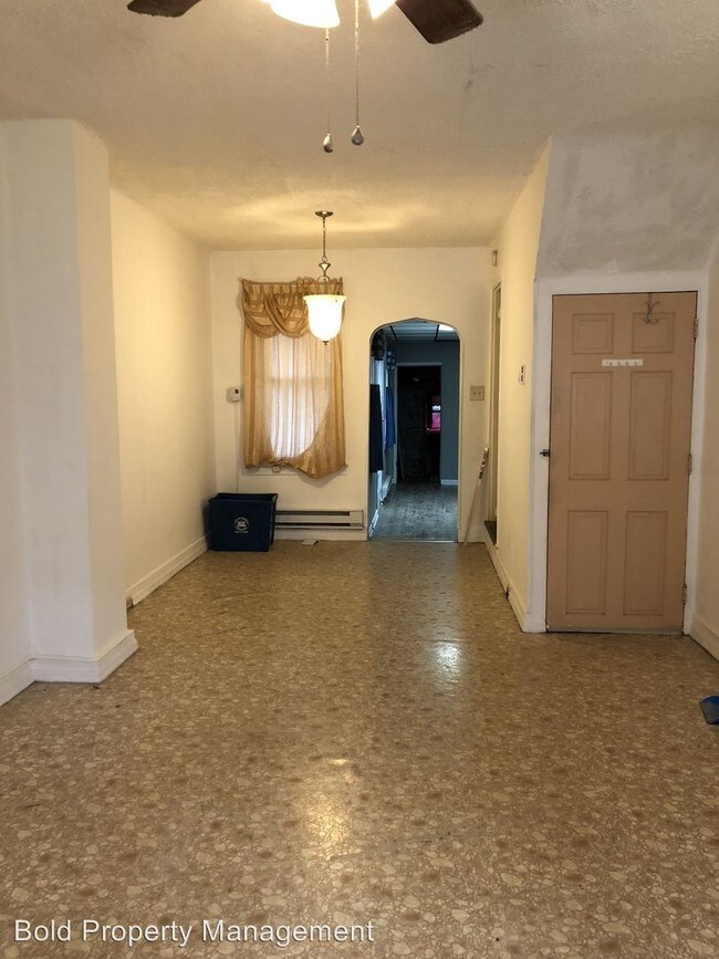 Foto del edificio - 616 Maple St