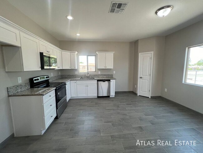 Foto del edificio - 802 E 35th St