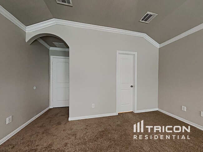 Building Photo - 1367 Star Meadow