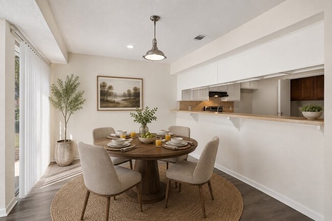 Building Photo - 20315 Sunny Shores Dr