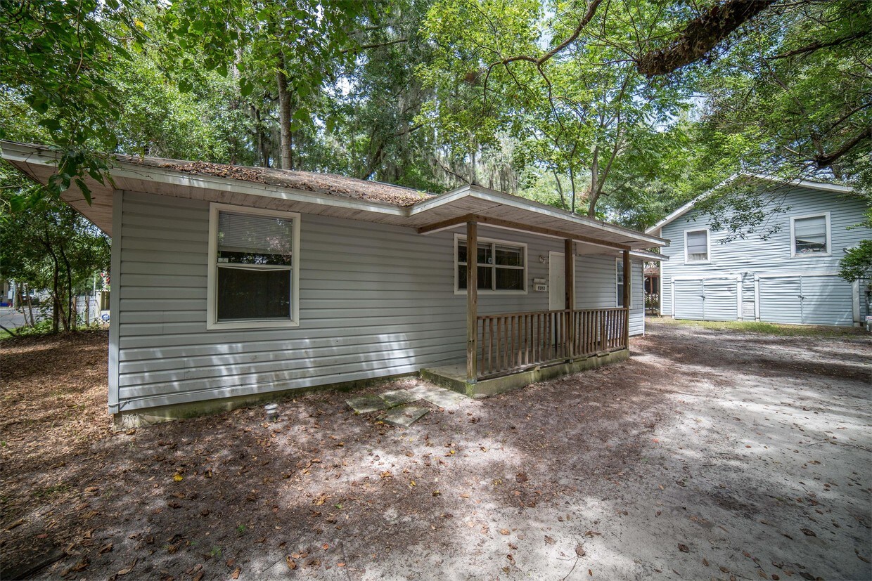Primary Photo - 918 NW 3rd Ave