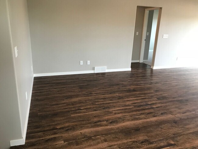 Building Photo - 957 Ashley Drive