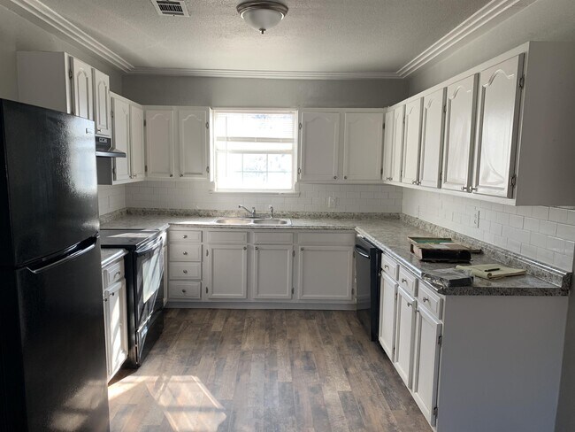 Building Photo - 4815 38th St