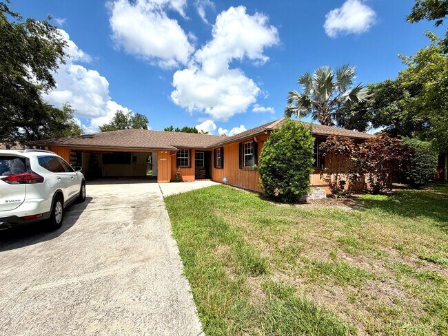 Foto del edificio - 1235 Rowayton Cir